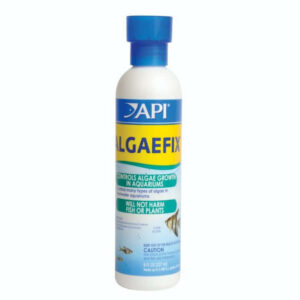 API AlgaeFix bottle for controlling algae growth in freshwater aquariums, safe for fish and plants.