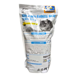 Chinchilla Bathing Sand 2kg packaging showcasing product features and application instructions for chinchilla care.