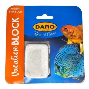 Daro Vacation Block fish food for aquariums, packaging featuring goldfish and tropical fish design.
