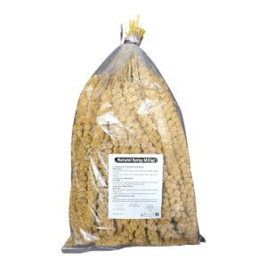 Natural Spray Millet 1kg bag, ideal bird treat with appealing texture for foraging and entertainment.