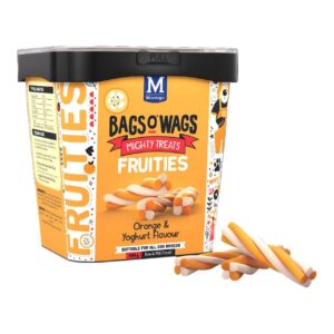 Montego Bags O Wags Fruities Orange and Yoghurt Dog Treats tub with fruity snacks, perfect for all dog breeds.