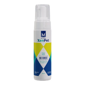 Montego XenPet No Rinse Foam Wash 200ml bottle, nourishing foam for pet skin, eliminates odors without bathing.
