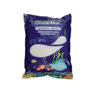 OceanMax aquarium gravel 2kg package, ideal for creating a natural bottom in freshwater or marine aquariums.