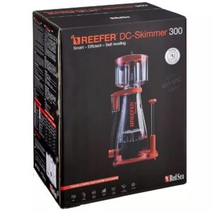 Red Sea Reefer DC Skimmer 300 box showcasing smart, efficient, and self-leveling features for aquarium enthusiasts.
